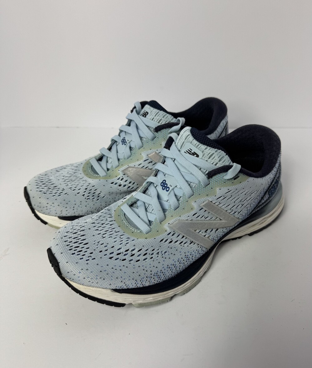 New Balance 880 v9 Running Shoes Size 10.5 Light Gray Mesh